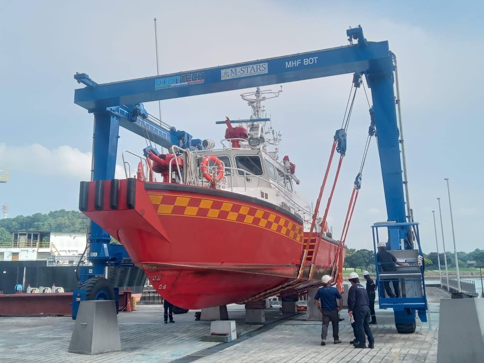 Marine Hoist 80 t for a coast guard, Singapore